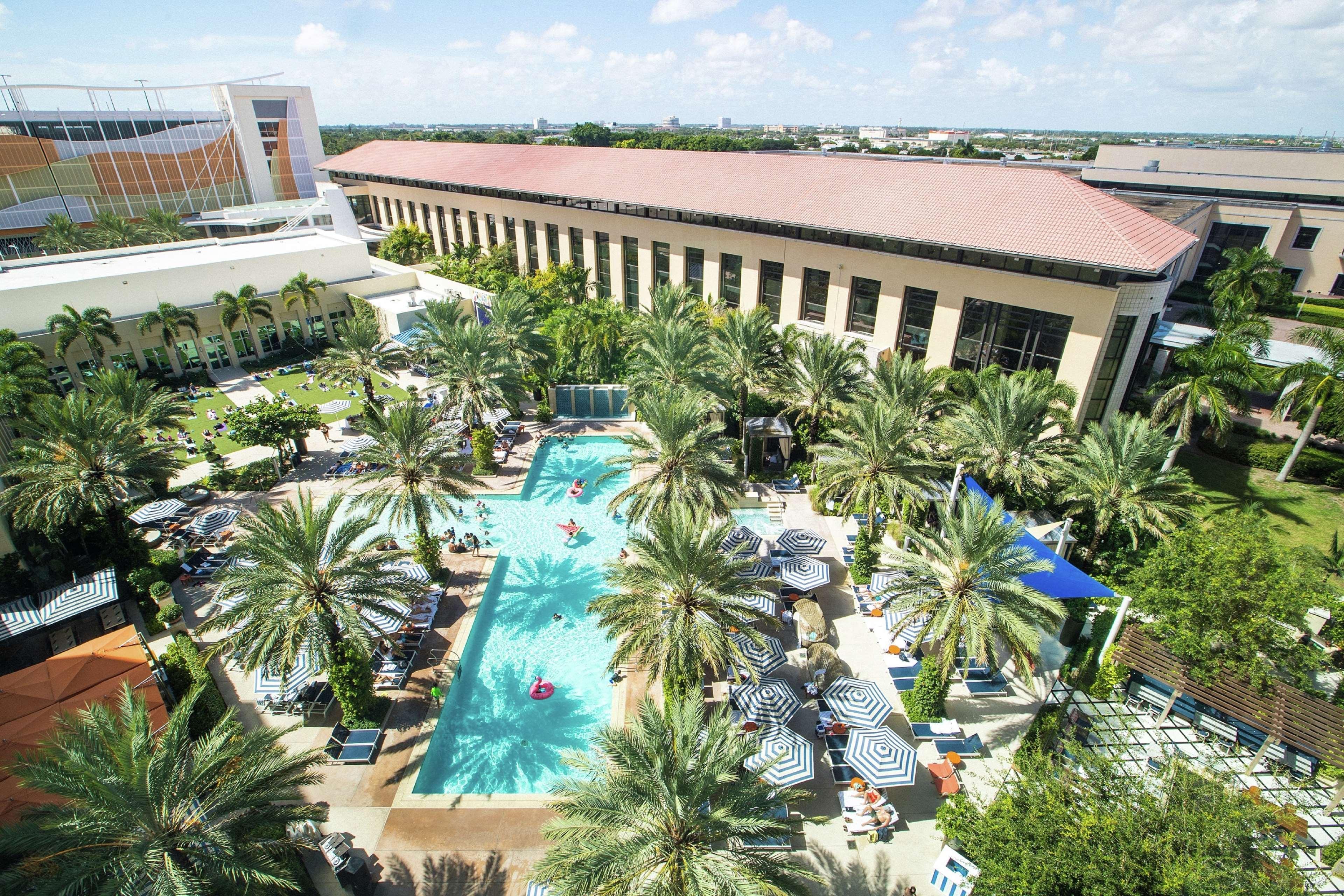 Hilton West Palm Beach Bagian luar foto