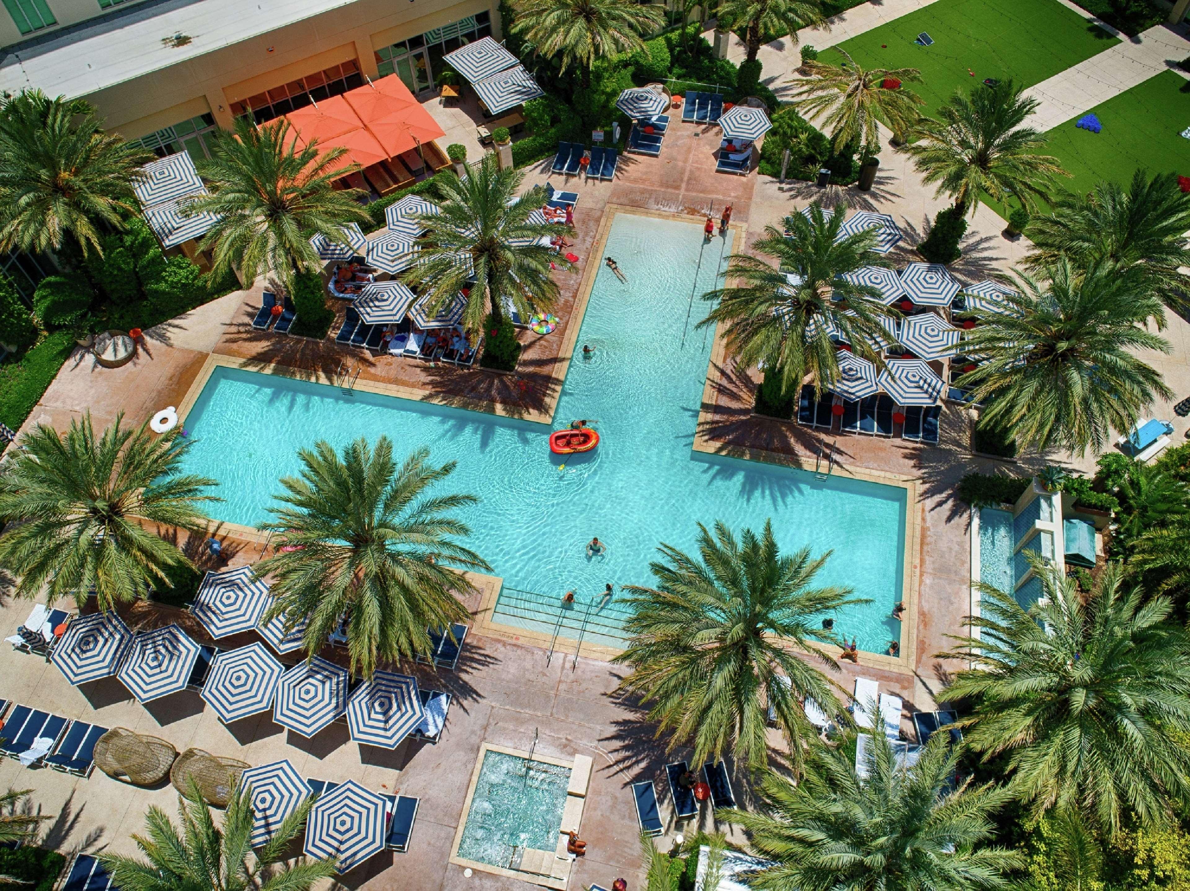 Hilton West Palm Beach Bagian luar foto