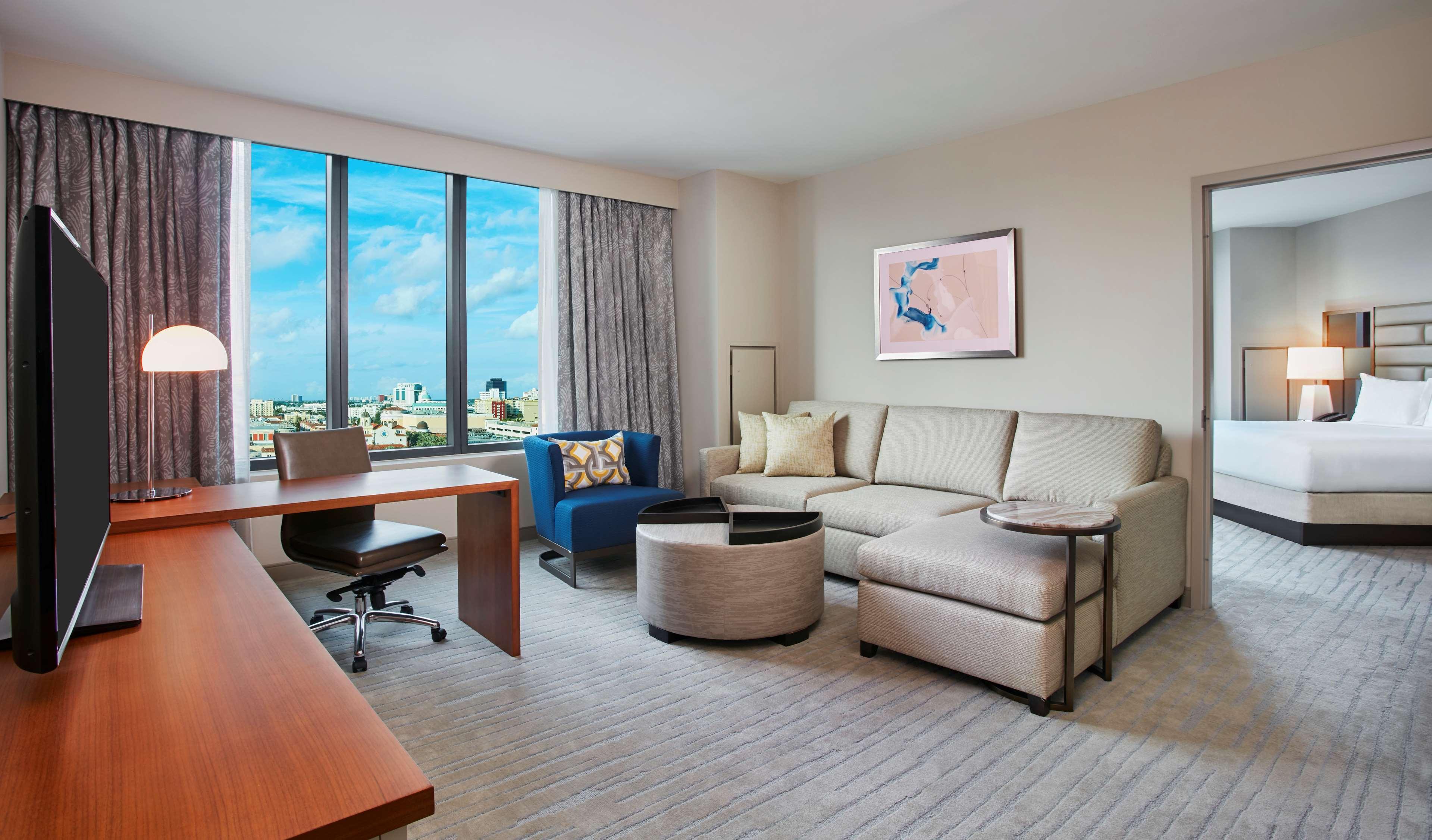 Hilton West Palm Beach Bagian luar foto