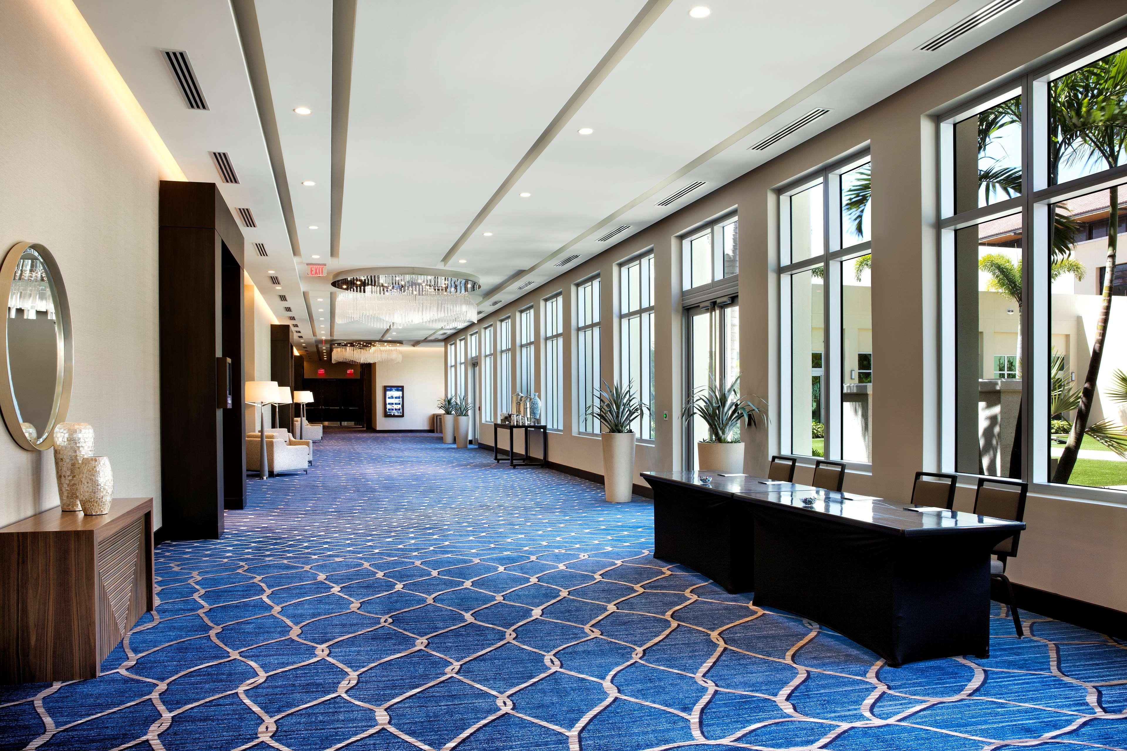Hilton West Palm Beach Bagian luar foto