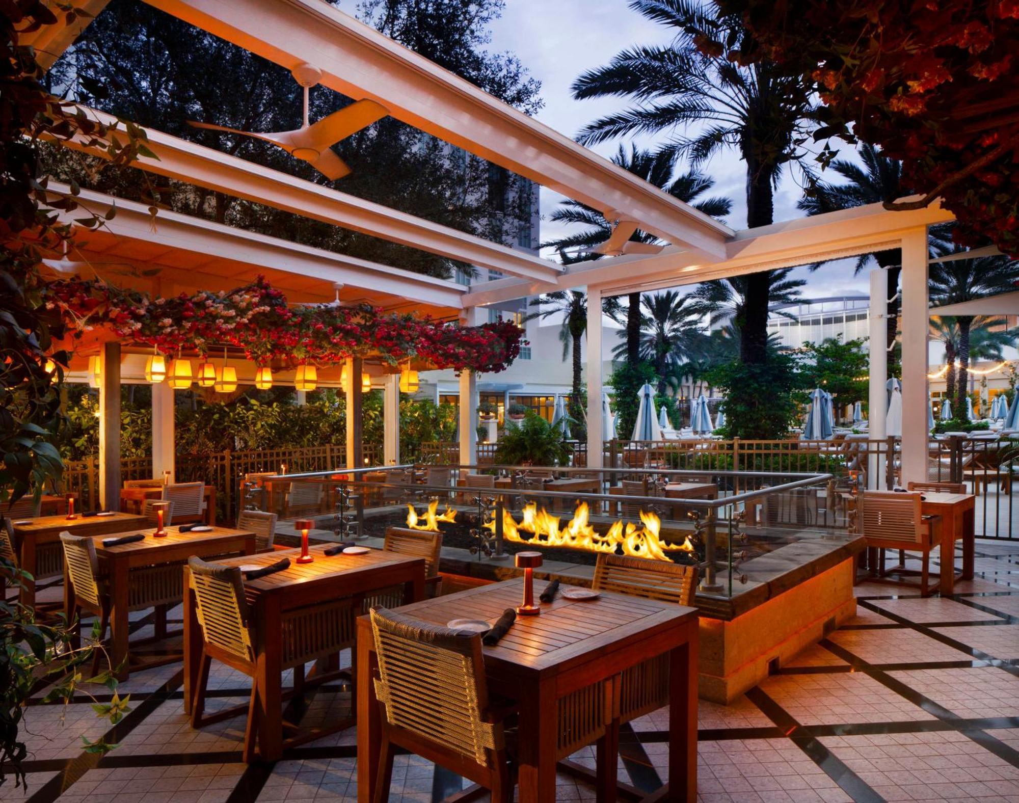 Hilton West Palm Beach Bagian luar foto