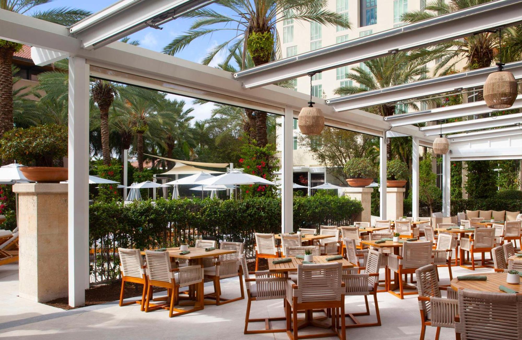 Hilton West Palm Beach Bagian luar foto